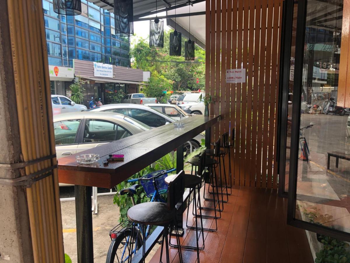 Monkey Toe Guesthouse Chiang Mai Exterior photo
